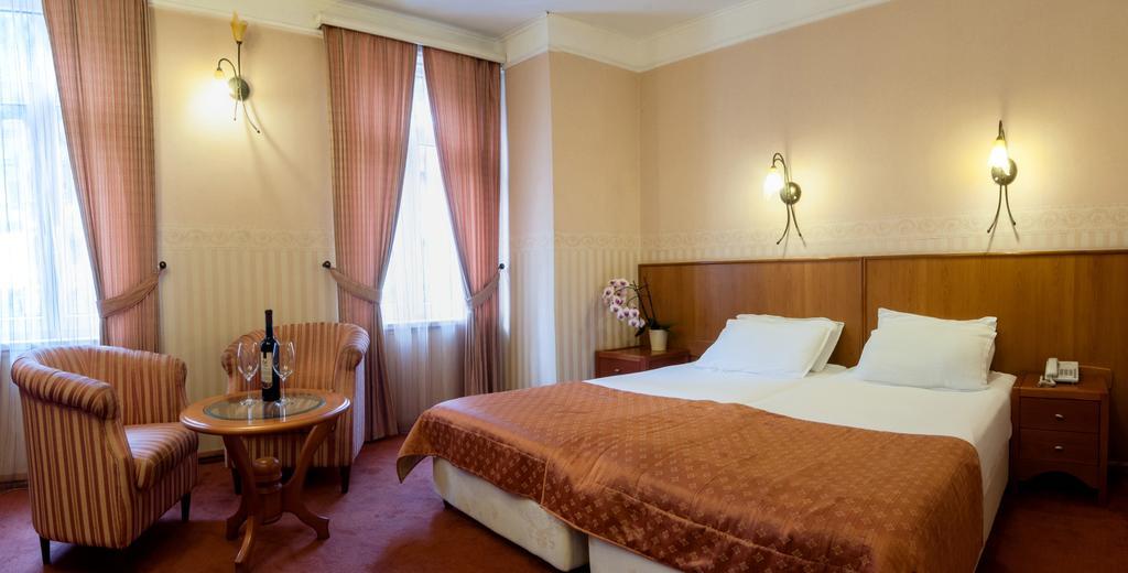 Aleksandar Hotel Vrnjačka Banja Eksteriør billede