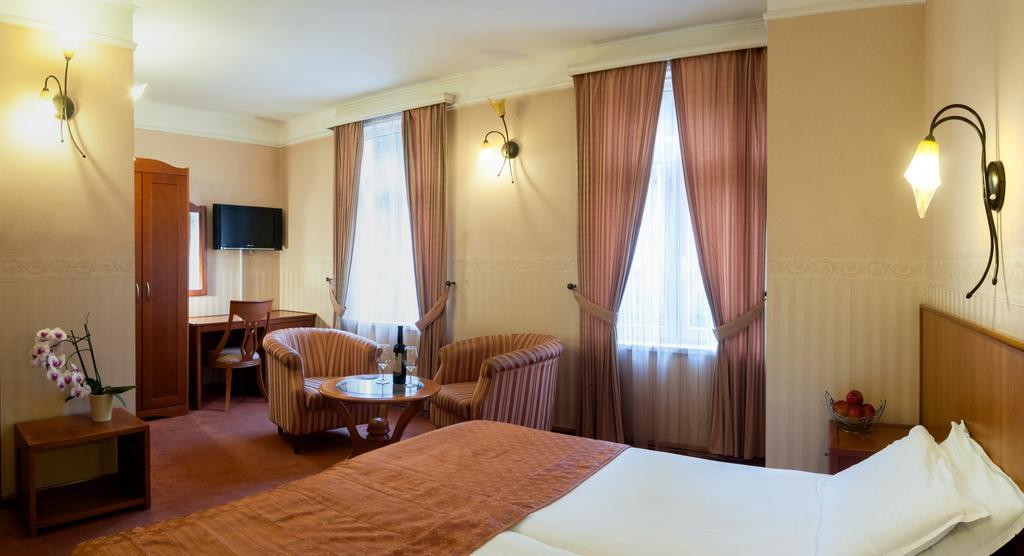 Aleksandar Hotel Vrnjačka Banja Eksteriør billede